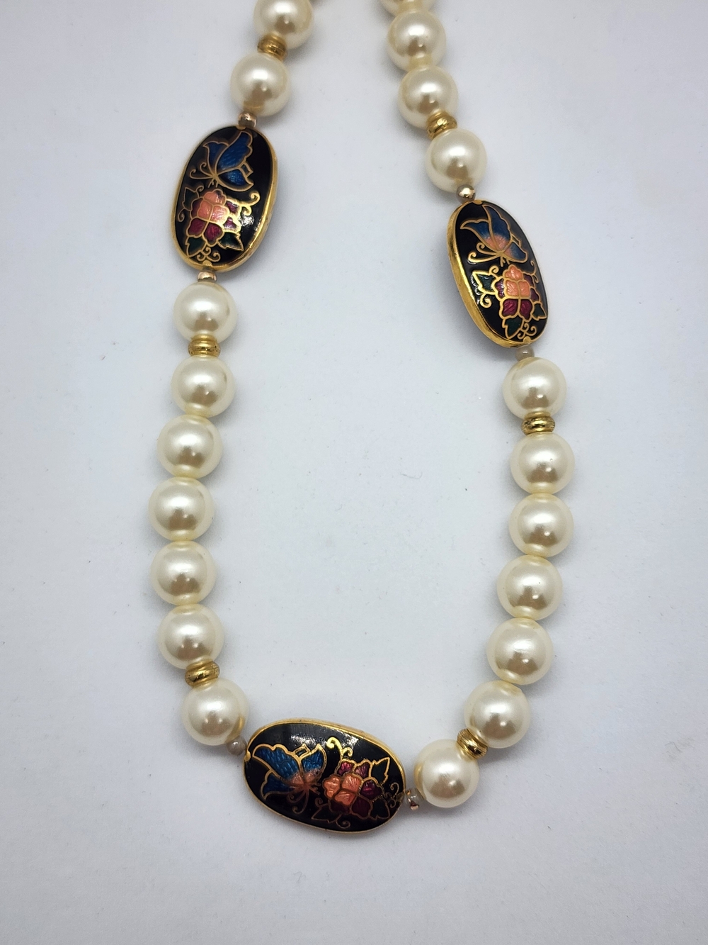 Vintage 23" Faux Pearl & Black Floral Cloisonne Bead Necklace, 1970s/1980s Retro